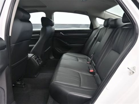 Certified 2022 Honda Accord Touring image 13