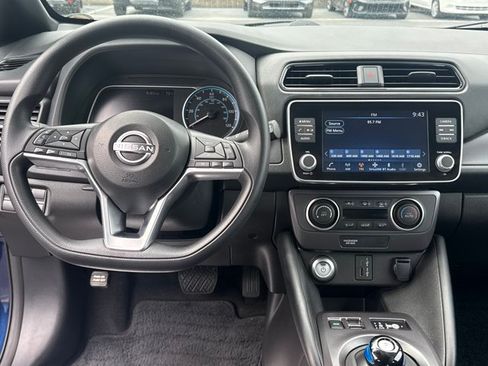 Certified 2025 Nissan Leaf S FWD image 7