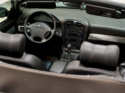 Used 2002 Ford Thunderbird RWD image 27