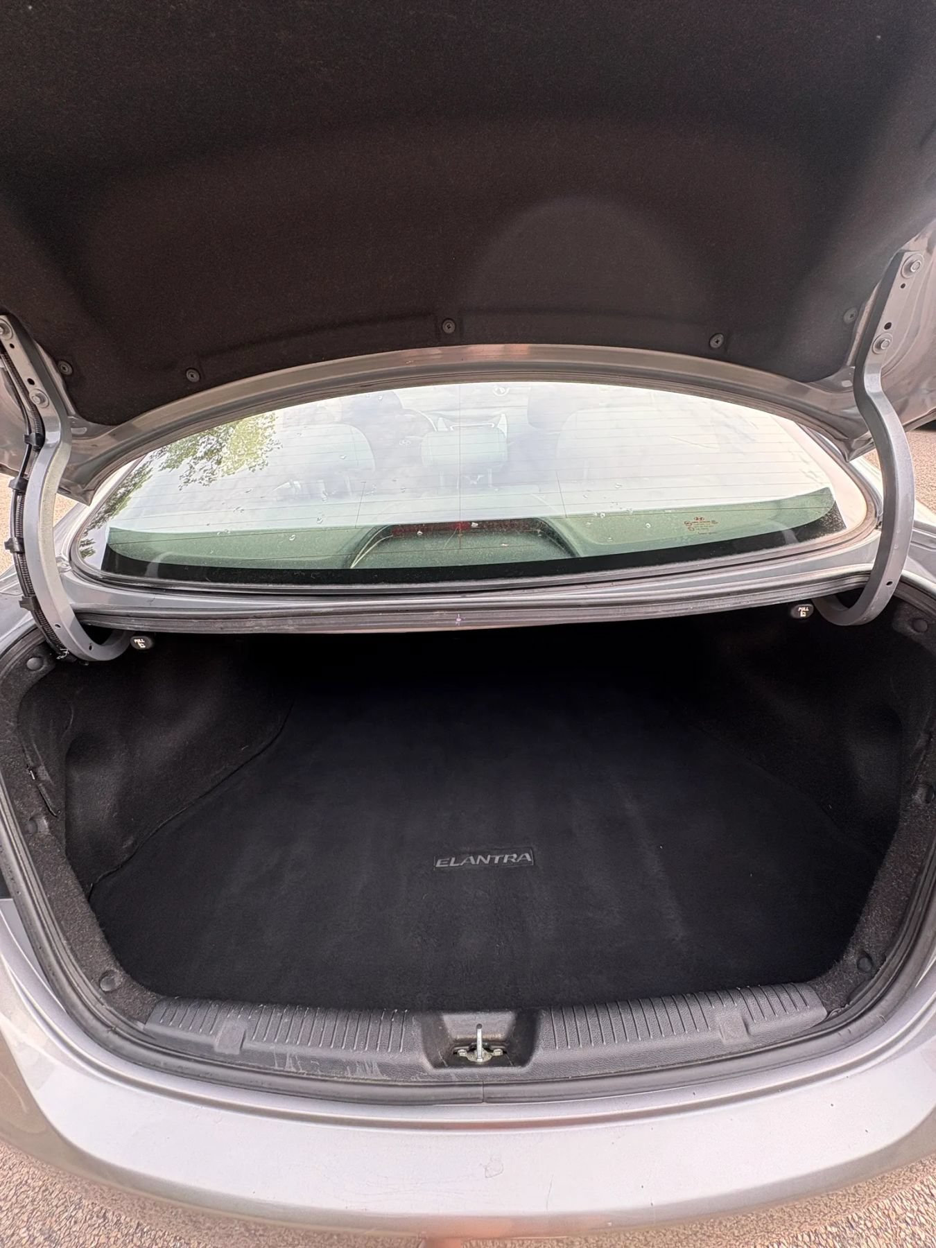 Used 2012 Hyundai Elantra GLS w/ Preferred Pkg 3 FWD image 22