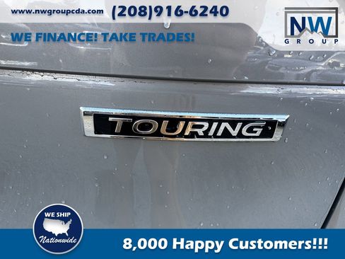 Used 2025 Subaru Forester Touring image 39
