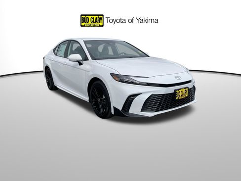 New 2026 Toyota Camry SE w/ Convenience Package image 1