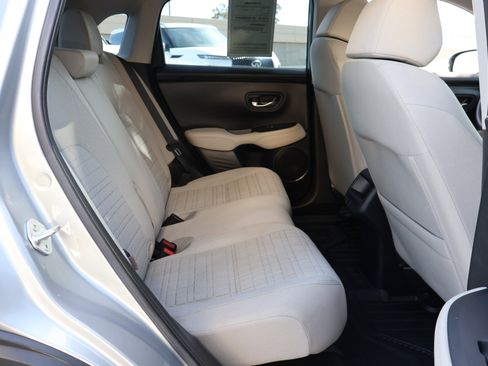 Used 2023 Honda HR-V LX image 19