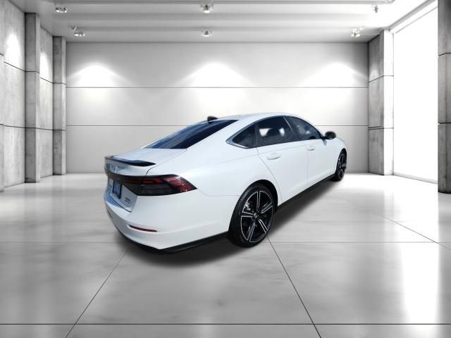 Used 2023 Honda Accord Sport image 9