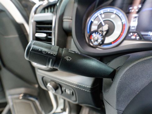 Used 2022 RAM 2500 Limited image 33