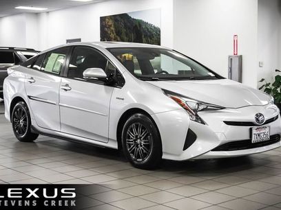 Used 2016 Toyota Prius Four w/ Advanced Technology Package