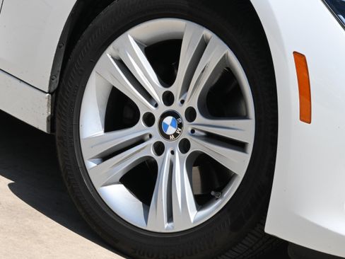 Used 2018 BMW 330i Sedan RWD image 11