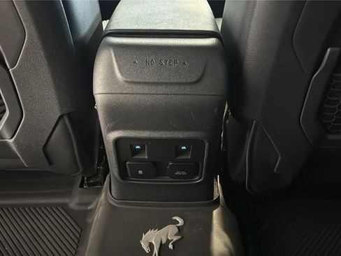 Certified 2021 Ford Bronco First Edition AWD/4WD image 28