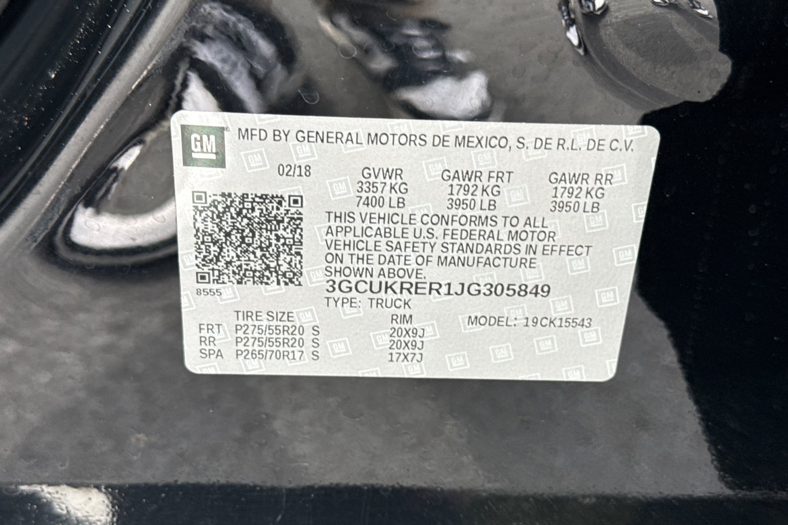 Used 2018 Chevrolet Silverado 1500 LT w/ LT Eassist Package AWD/4WD image 27