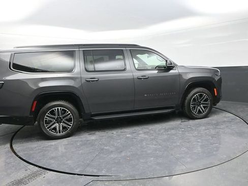 New 2026 Jeep Grand Wagoneer L 4WD image 10