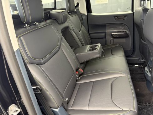 New 2025 Ford Maverick Lobo image 68