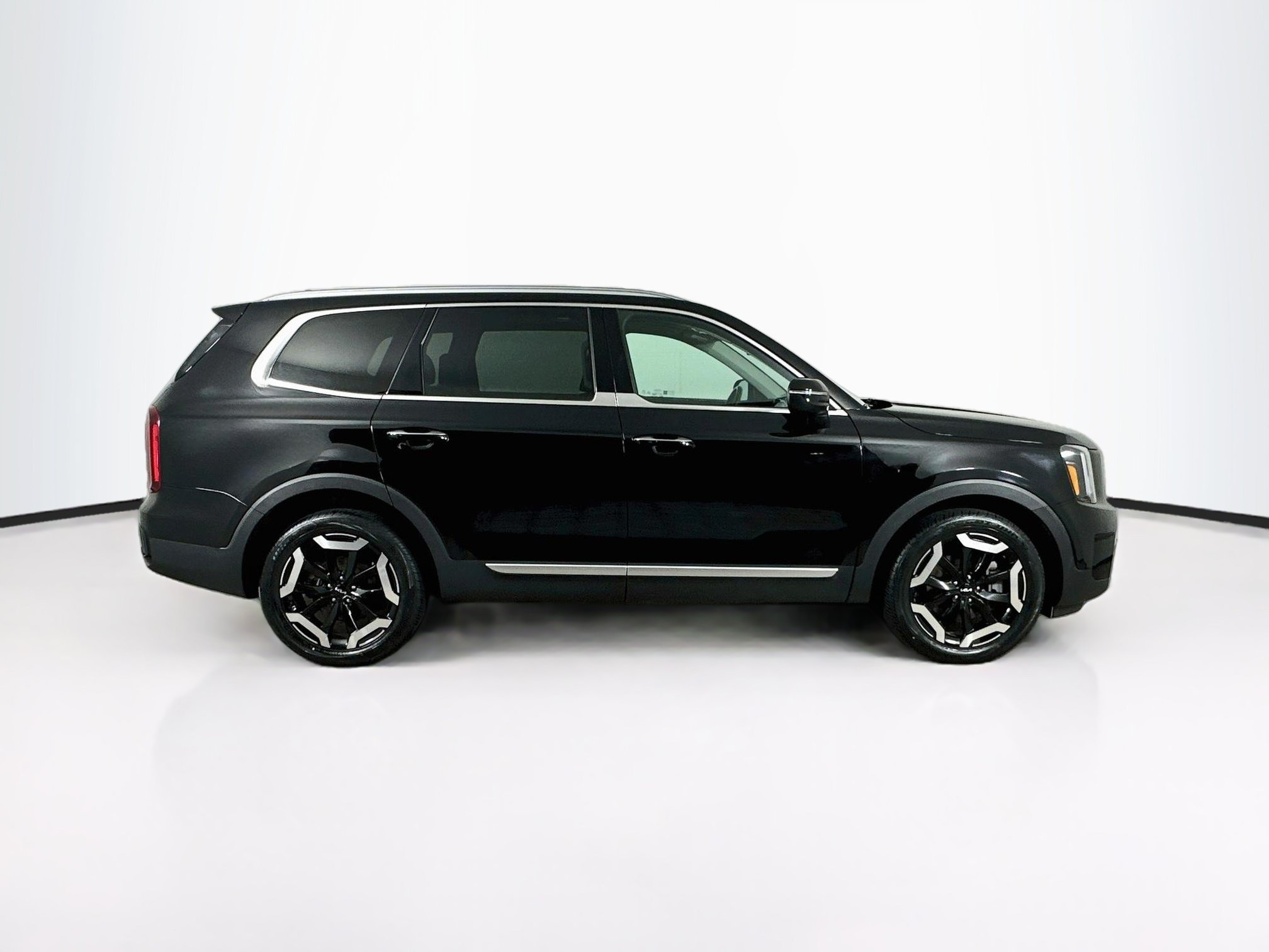Used 2025 Kia Telluride S AWD/4WD image 10