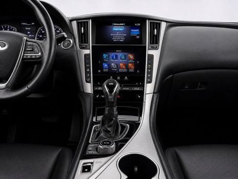 Used 2021 INFINITI Q50 Luxe RWD image 19