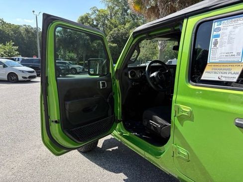 Used 2018 Jeep Wrangler Unlimited Sport AWD/4WD image 9