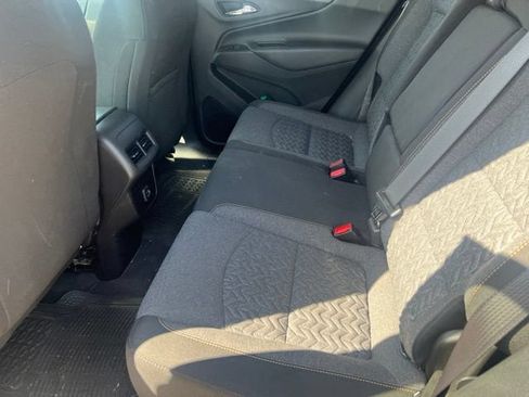 Used 2022 Chevrolet Equinox LT FWD image 10
