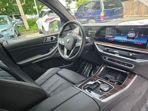 Used 2026 BMW X5 xDrive40i AWD/4WD image 10