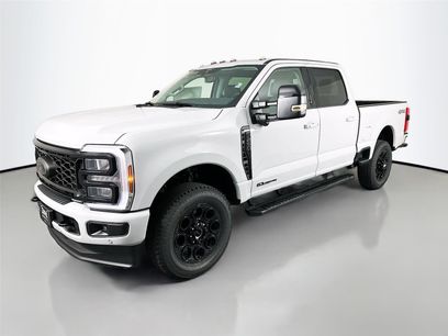 New 2026 Ford F250 Lariat w/ Black Appearance Package