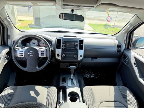 Used 2013 Nissan Frontier Desert Runner RWD image 6