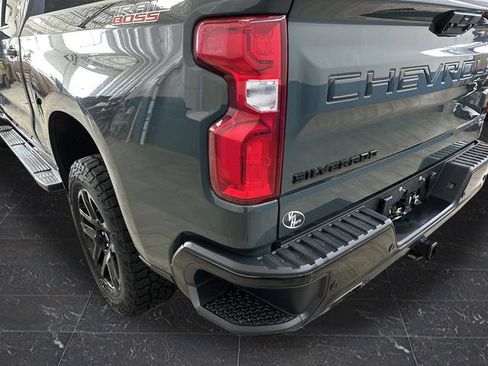 Used 2025 Chevrolet Silverado 1500 LT Trail Boss w/ LT Trail Boss Premium Package AWD/4WD image 35