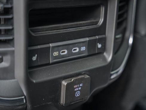 New 2026 RAM 2500 Laramie AWD/4WD image 45