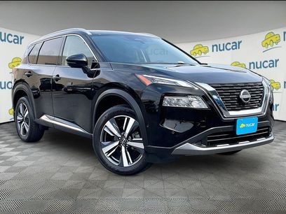 Used 2023 Nissan Rogue SL w/ SL Premium Package