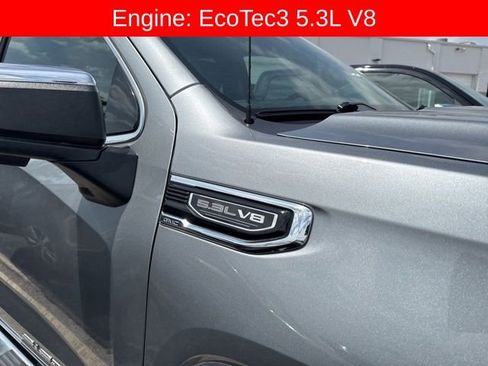 Used 2023 GMC Sierra 1500 SLT w/ SLT Premium Package AWD/4WD image 10
