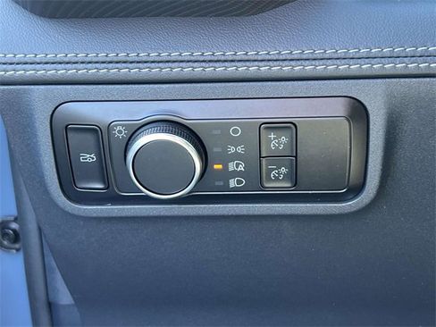 Used 2024 Ford Mustang GT Premium image 19