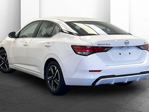 Certified 2024 Nissan Sentra SV image 9