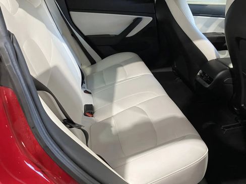 Used 2020 Tesla Model 3 Performance image 7