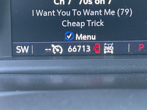 Used 2020 Chevrolet Silverado 1500 LT Trail Boss image 28