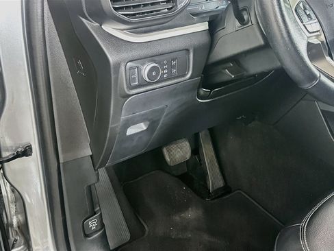 Used 2020 Ford Explorer XLT w/ Equipment Group 202A RWD image 17