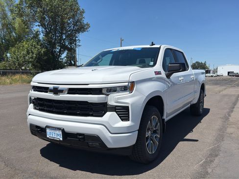 New 2026 Chevrolet Silverado 1500 RST w/ Z71 Off-Road Package AWD/4WD image 4