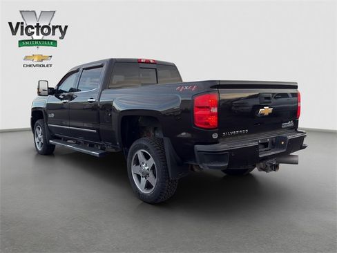 Used 2019 Chevrolet Silverado 2500 High Country image 4