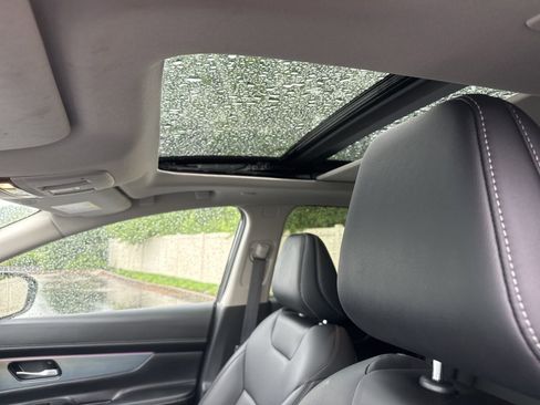 Used 2025 Nissan Murano SL AWD/4WD image 19
