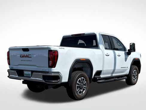 New 2026 GMC Sierra 2500 SLE AWD/4WD image 8