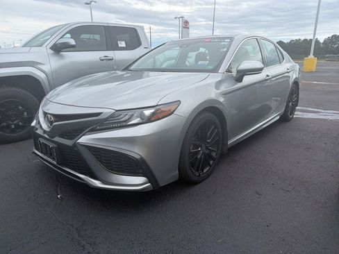 Used 2021 Toyota Camry XSE FWD image 1