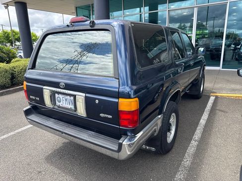 Used 1995 Toyota 4Runner SR5 AWD/4WD image 3