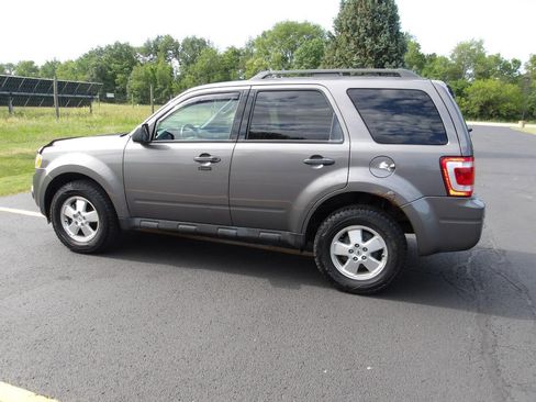 Used 2012 Ford Escape XLT AWD/4WD image 10