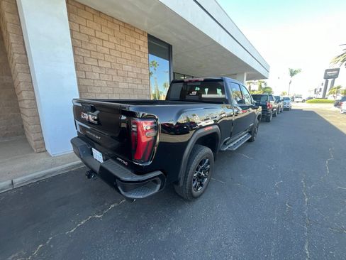 Used 2024 GMC Sierra 2500 AT4 w/ Max Trailering Package AWD/4WD image 4