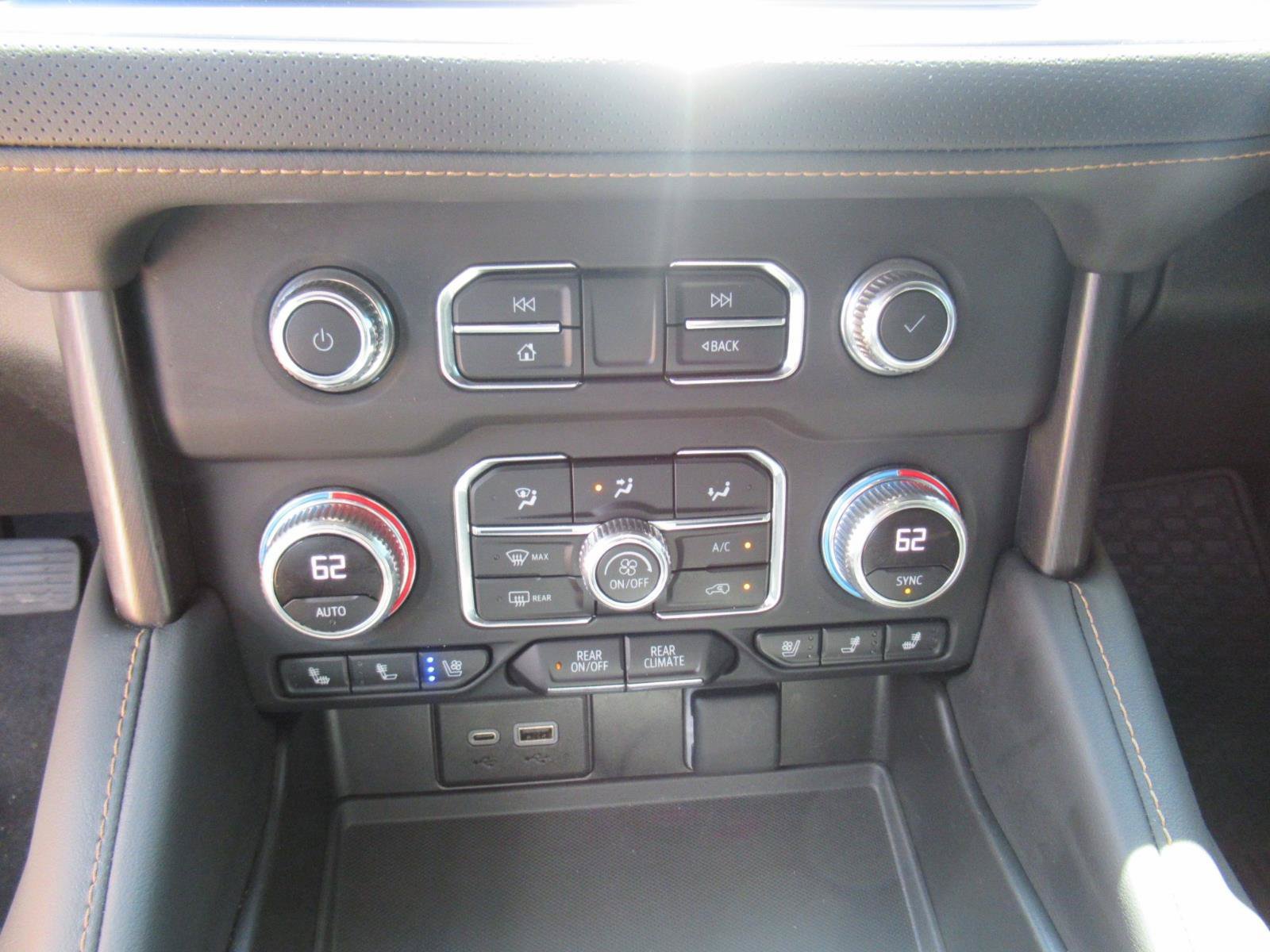 Used 2023 GMC Yukon AT4 w/ AT4 Premium Plus Package AWD/4WD image 26