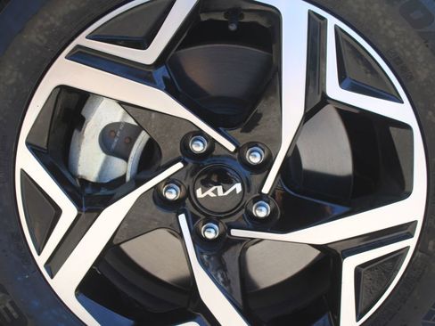 Certified 2023 Kia Sportage LX FWD image 17