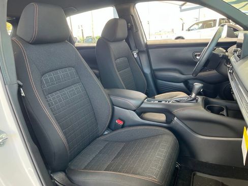 Certified 2024 Honda HR-V Sport image 28