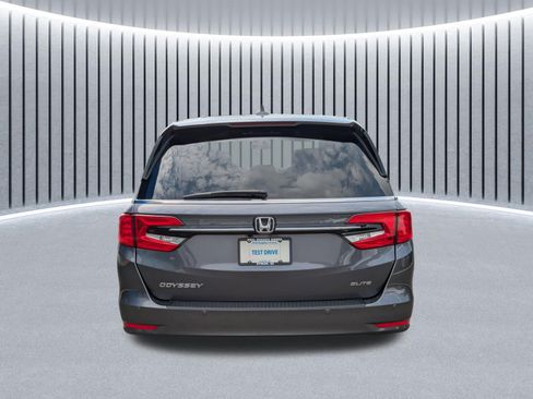 Certified 2024 Honda Odyssey Elite image 6