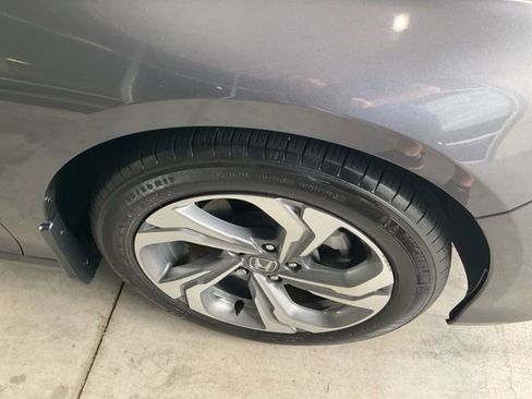 Used 2019 Honda Accord EX image 28