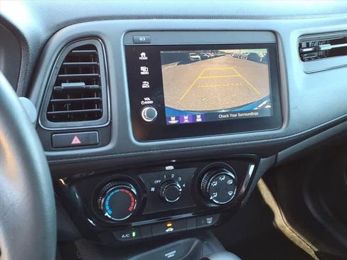 Certified 2021 Honda HR-V Sport image 22