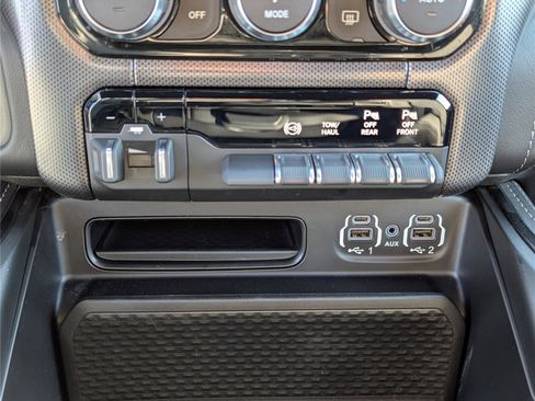 Used 2023 RAM 2500 Limited w/ Night Edition image 26