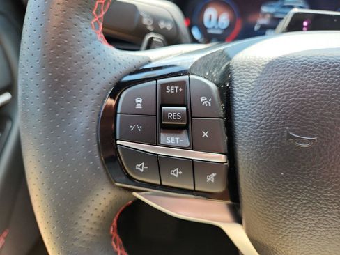 Certified 2025 Ford Explorer ST AWD/4WD image 30