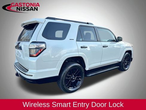 Used 2021 Toyota 4Runner Nightshade image 9