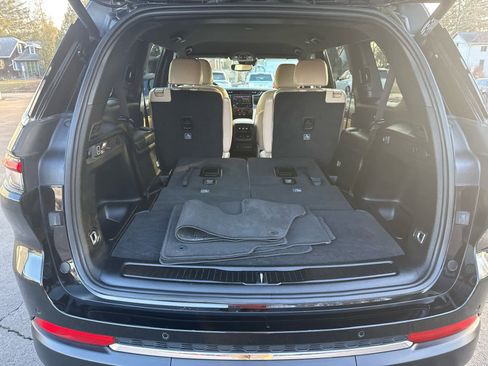 Used 2023 Jeep Grand Cherokee L Limited w/ Trailer Tow Group (B) image 17