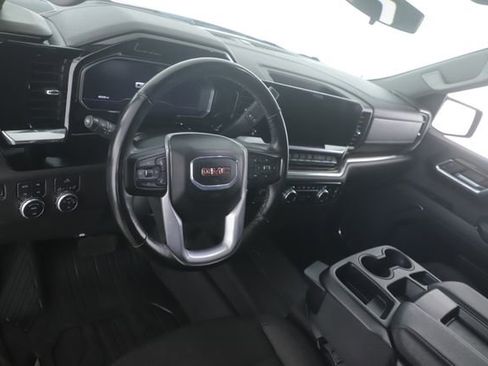 Used 2024 GMC Sierra 1500 Elevation AWD/4WD image 17